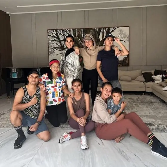 [Fimela] Olla Ramlan