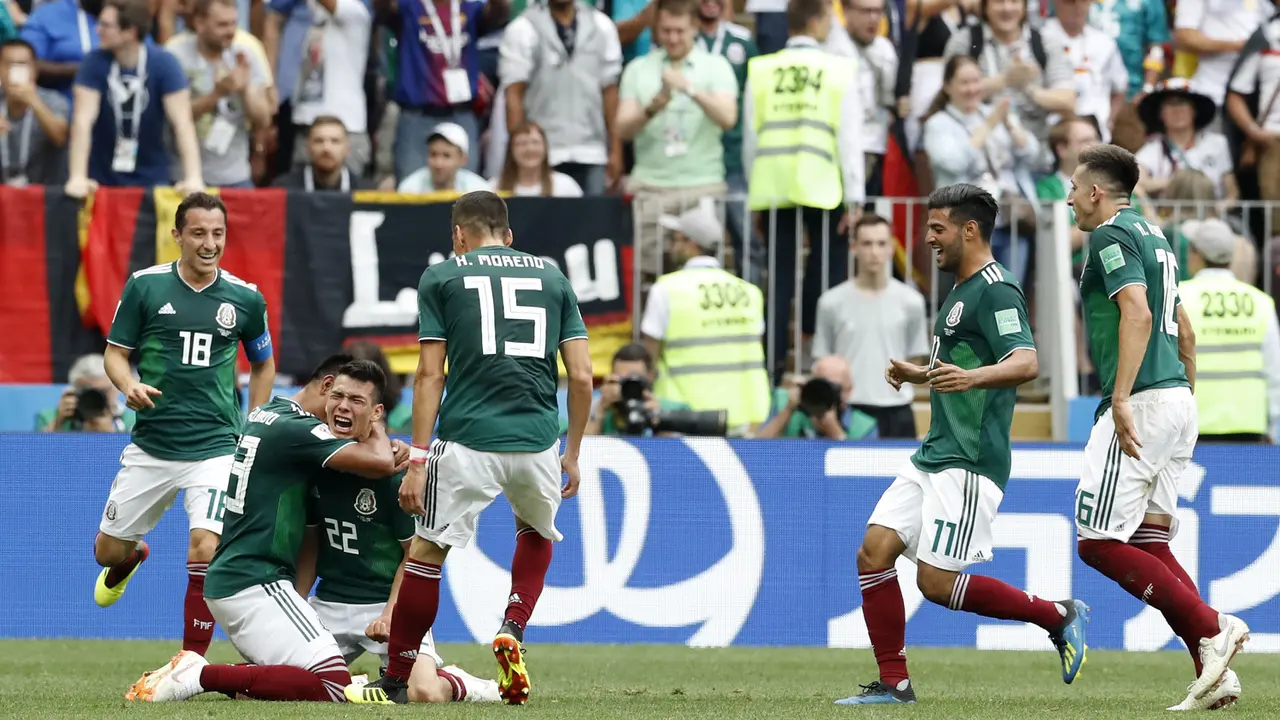 FOTO: Buat Kejutan, Hirving Lozano Antar Meksiko Bungkam Jerman