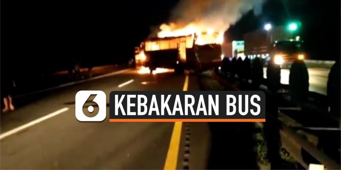 VIDEO: Bus Arimbi Terbakar di Tol Tangerang-Merak, Semua Penumpang Selamat