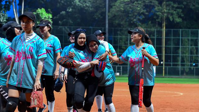 Keseruan After Hour Women’s Slowpitch Tournament