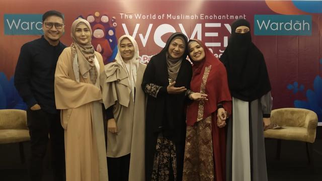 Virus Corona Tak Surutkan Fenita Arie Gelar Acara Women Festive Showbiz Liputan6 Com