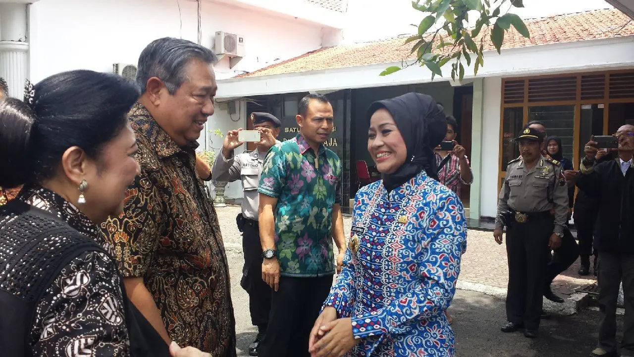 SBY-Ani Kunjungi Bupati Brebes