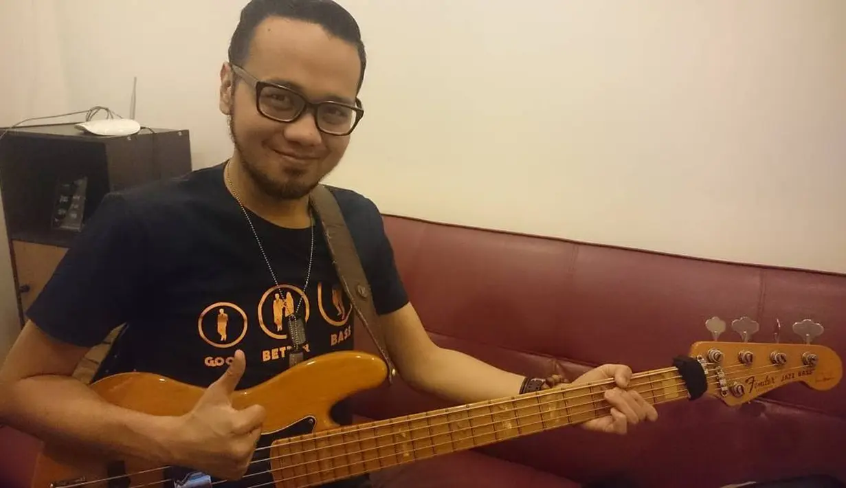 Kabar duka itu sendiri disampaikan pertama kali oleh akun Instagram milik Kerispati. Dalam postingannya itu, Kerispatih meminta doa agar almarhum diterima di sisi Tuhan Yang Maha Esa. (Foto: instagram.com/dikabassman)