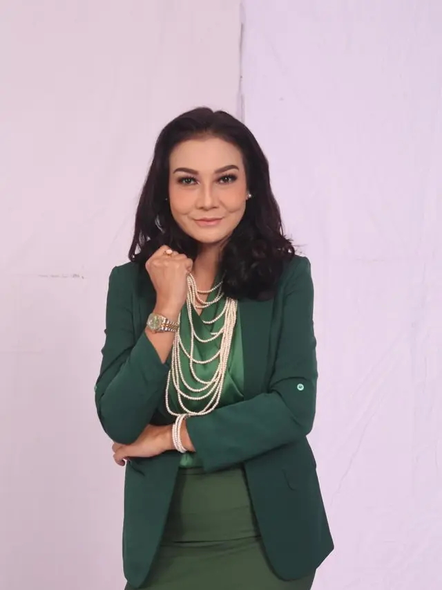 Aktris Putty Noor