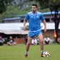 Pemain asing Arema FC, Ahmet Atayev. (Liputan6.com/Rana Adwa)