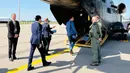 Presiden Joko Widodo atau Jokowi bersiap naik helikopter menuju lokasi KTT G7 dari Munich, Jerman, 27 Juni 2022. Jokowi hadir dalam KTT G7 sebagai negara mitra G7 bersama empat pemimpin lainnya yaitu Presiden Argentina, PM India, Presiden Senegal, dan Presiden Afrika Selatan, sekaligus sebagai Presidensi G20. (Foto: Laily Rachev - Biro Pers Sekretariat Presiden)