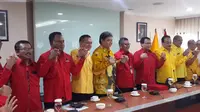 Pengurus Partai Golkar dan PDIP bertemu di Kantor DPP Golkar. (Liputan6.com/Putu Merta Surya Putra)