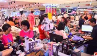 Pengunjung di Trade Mall Mangga 2 Square. Dok TM  Mall Mangga 2