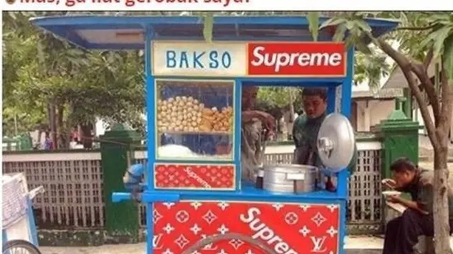 6 Meme Kocak Makanan dengan Label Supreme, Jadi Lebih Mahal