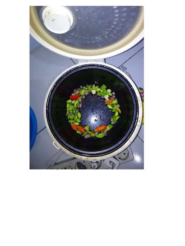 Terlalu Kreatif, 8 Cara Memasak Ala Anak Kost Ini Bikin Geleng Kepala