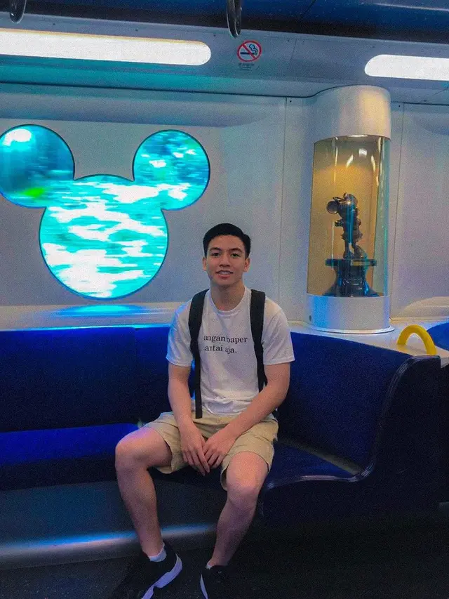 7 Potret Jeffry Reksa, Artis TikTok yang Dikabarkan Dekat dengan Putri Delina