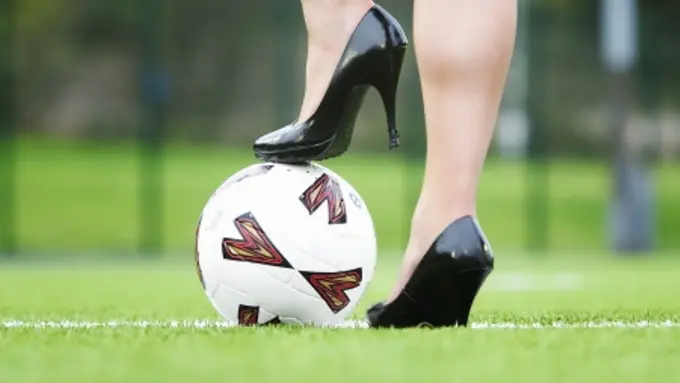 Situs Porno Sponsori Klub Sepak Bola Wanita Italia