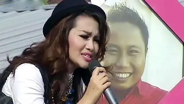 Fitri Carlina - 11 12