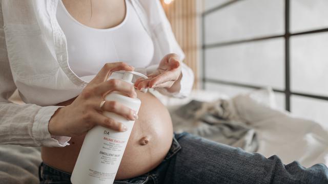 Sebelum Terlambat, Ketahui Waktu Terbaik Menggunakan Krim Stretch Mark saat Hamil