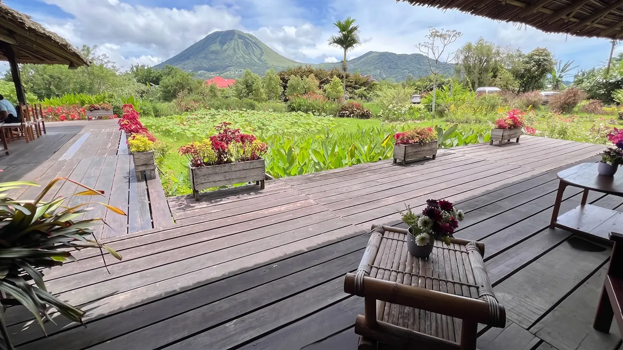 tempat makan di tomohon