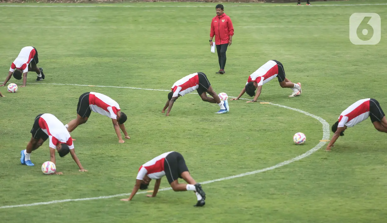 Pelatih timnas Indonesia U-20, Indra Sjafri mengungkapkan jadwal bermain seperti ini sudah diantisipasi dengan melakukan latihan simulasi. (Liputan6.com/Angga Yuniar)
