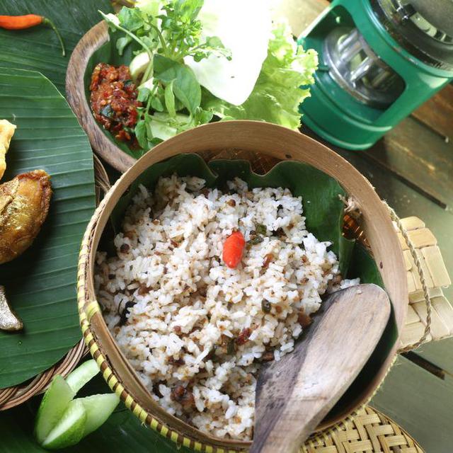8 Wisata Kuliner Tasikmalaya Legendaris Yang Menggugah Selera Hot Liputan6 Com