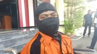 Samin, pembunuh satu keluarga di Banten mengaku menyesal dan meminta maaf. (Liputan6.com/Yandhi Deslatama)