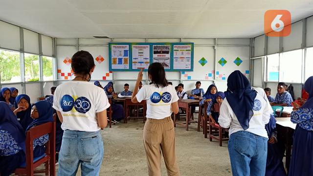 Semangat Anak-Anak Korban Gempa Donggala Gambarkan Cita-Cita Usai Setahun Bencana