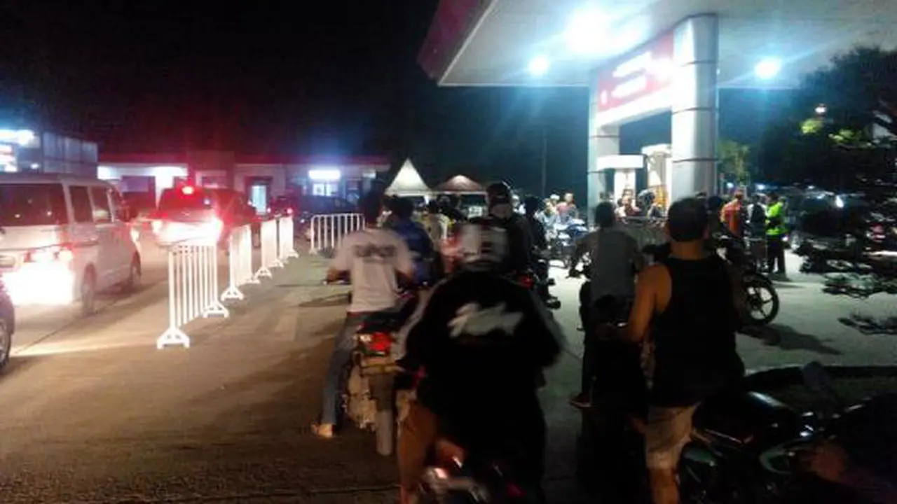 BBM naik, SPBU diserbu