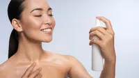 Sunscreen Spray, Solusi Praktis Anti Lengket untuk Lindungi Kulit Seharian