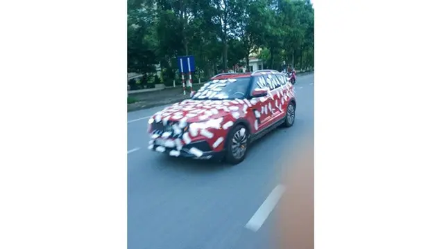 Parkir Sembarangan, Pria Ini Temukan Mobil Mewahnya Terpasang Puluhan Pembalut