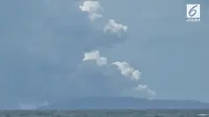Gunung Anak Krakatau kembali erupsi, semburan abu vulkaniknya mencapai ketinggian 800 meter.
