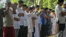 Sebagian masyarakat Indonesia sudah merayakan Idul Adha, meskipun pemerintah telah menetapkan Hari Raya Idul Adha 1435 H jatuh pada Minggu 5 Oktober 2014 besok, Jakarta, (4/10/14). (Liputan6.com/Faizal Fanani)