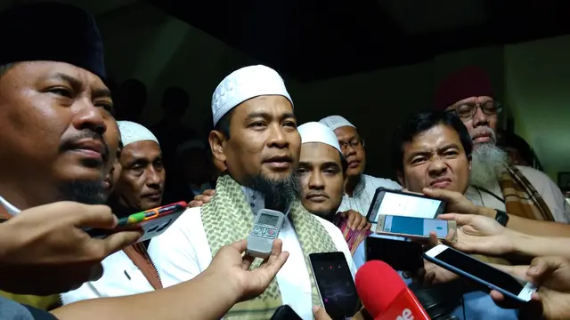 Ustaz Zulkifli Muhammad Ali selesai diperiksa di Direktorat Tindak Pidana Siber Bareskrim Polri