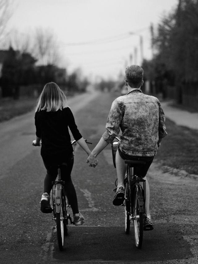 Ilustrasi Relationship Couple