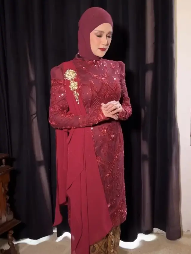 Adu Gaya Krisdayanti dan Mulan Jameela Kenakan Kebaya Merah di Sidang Tahunan 2022