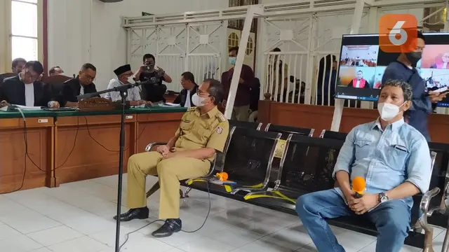 Wali Kota Makassar Danny Pomanto menjadi saksi dalam sidang Kasus Korupsi RS Batua Makassar (Liputan6.com/Eka Hakim)