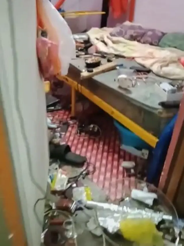 Viral Kamar Kost Penuh Sampah, Ketahuan Saat Dibuka Paksa