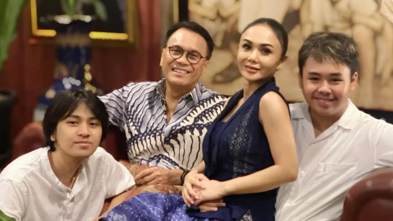 [Fimela] Yuni Shara dan Henry Siahaan