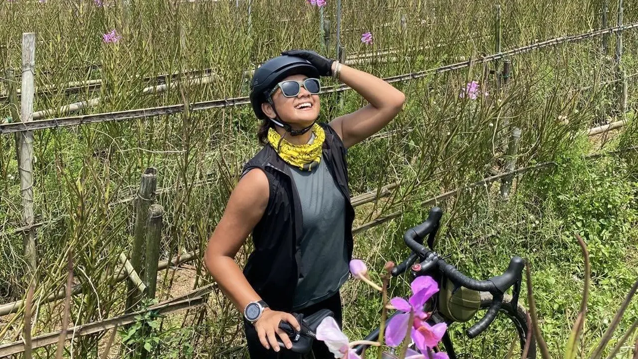 Nirina Zubir pamer body goals, terlihat awet muda