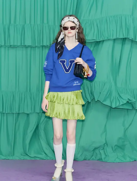 Arah kreatif Alessandro Michele di Valentino terus memicu perdebatan. [Dok/Valentino].