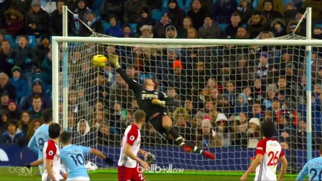 Berita video 6 penyelamatan terbaik yang terjadi pada pekan ke-25 Premier League 2017-2018. This video presented by BallBall.