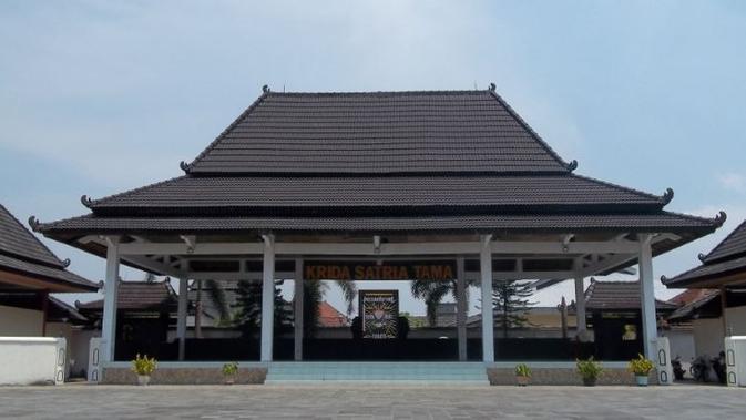 Kata Mutiara PSHT Bijak (Sumber: Wikimedia Commons)