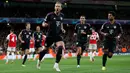 Bayern Munich berbalik unggul lewat gol titik putih Harry Kane di menit ke-32. (Ian Kington/IKIMAGES/AFP)