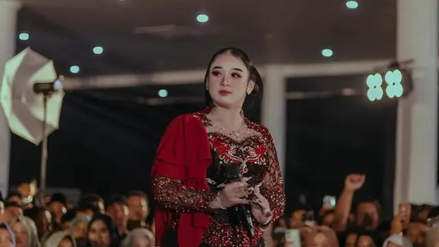 Niken Salindry Penyanyi Tembang Jawa. [@niken_salindry_reall]