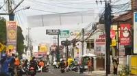 Kerusuhan di Babarsari, Sleman, Yogyakarta, kembali pecah, Senin (4/7/2022). (Liputan6.com/ @merapi_uncover)