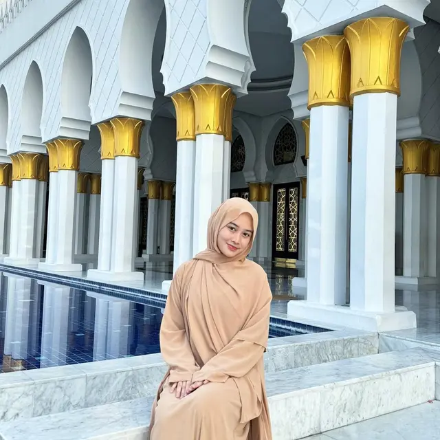 6 Potret Khansa Mariska Calon Istri Guz Azmi, Dilamar di Usia 18 Tahun