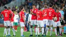 Para pemain Inggris saat melawan Bulgaria pada laga Kualifikasi Piala Dunia 2020 di Stadion Vasil Levski, Sofia, Senin (14/10). Bulgaria kalah 0-6 dari Inggris. (AFP/Nikolay Dychinov)