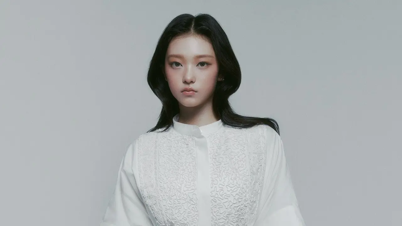 Pesona Haerin NewJeans di Pemotretan Vogue HongKong, Auranya Disebut Elegan bak Princess