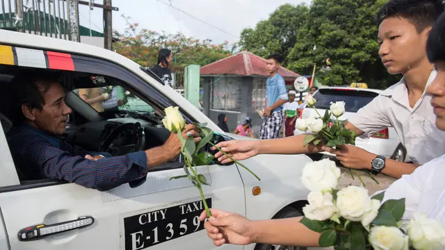 Mawar Putih saat Lebaran dari Umat Buddha