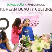 Tokopedia X Fimelahood sukses digelar! 27 Peserta Fimelahood belajar makeup Korea bareng Wenny Dewanti. (Fimela.com/Adrian Putra)