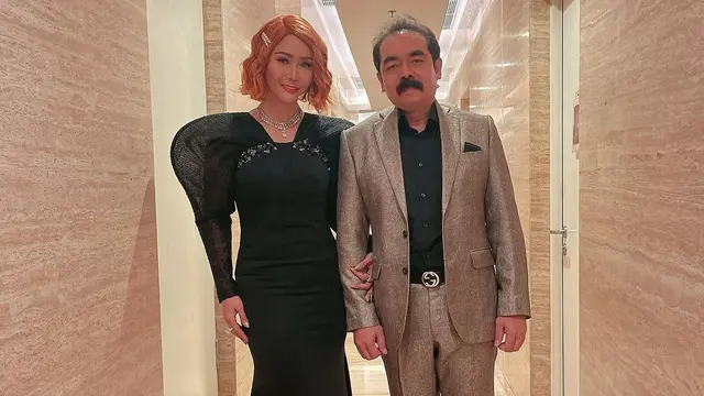 Kemesraan Inul Daratista dan Adam Suseno Memasuki 27 Tahun Pernikahan