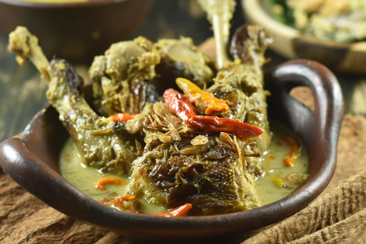 ayam lodho