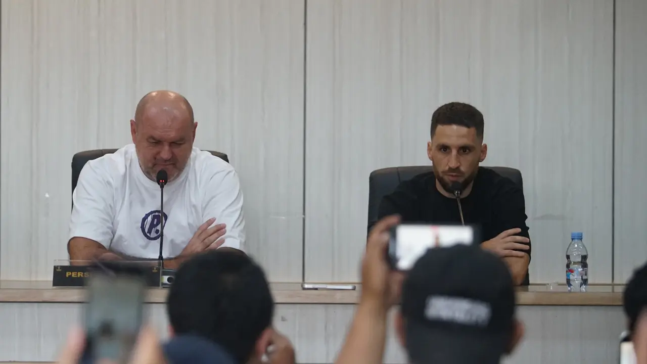 Luciano Guaycochea dan Bojan Hodak