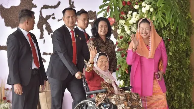 Penampilan Ibu Pejabat Hadir si Sidang MPR/DPR RI